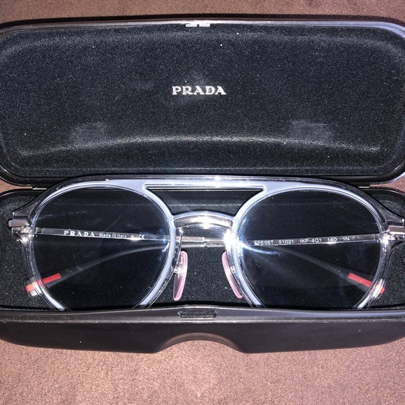 Prada sunglasses - Picture 1 of 6